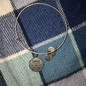 Alex & ani